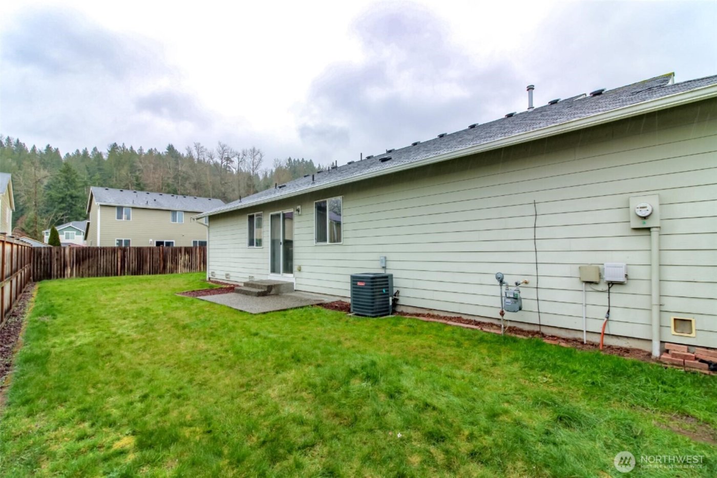1306 Hansberry Avenue NE, Orting, WA 98360