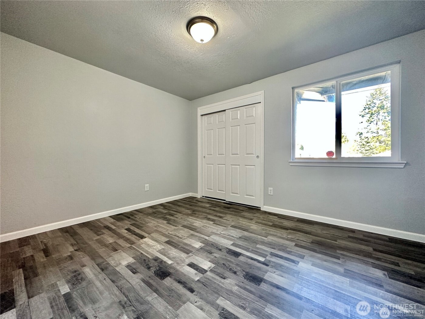 402 E 91st Street , Tacoma, WA 98445