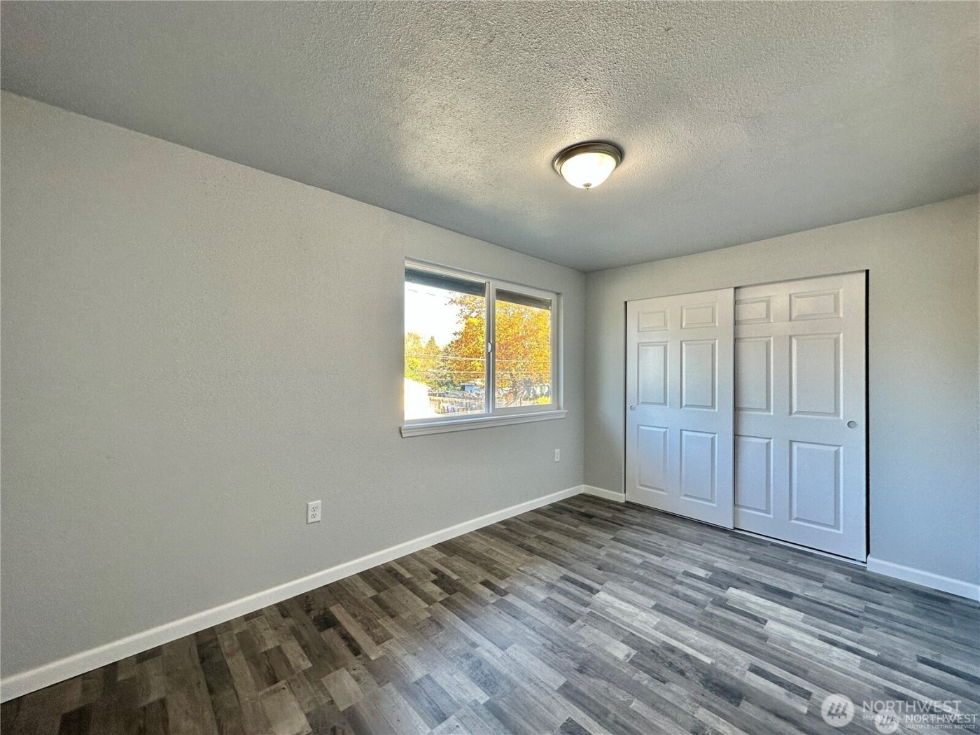 402 E 91st Street , Tacoma, WA 98445