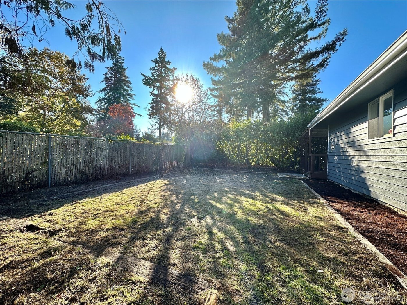 402 E 91st Street , Tacoma, WA 98445