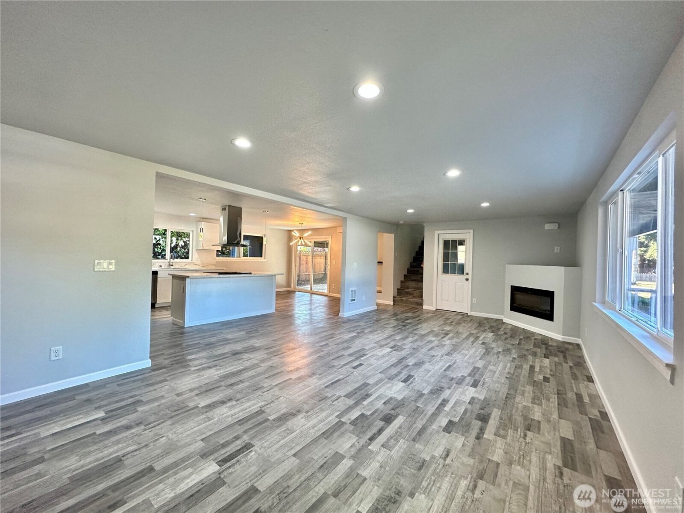 402 E 91st Street , Tacoma, WA 98445