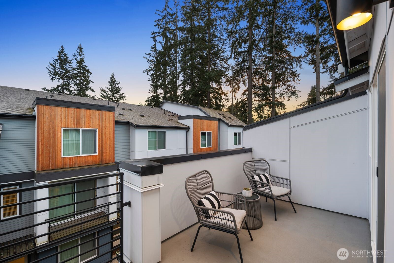 14517 1st Avenue NE #D, Shoreline, WA 98155