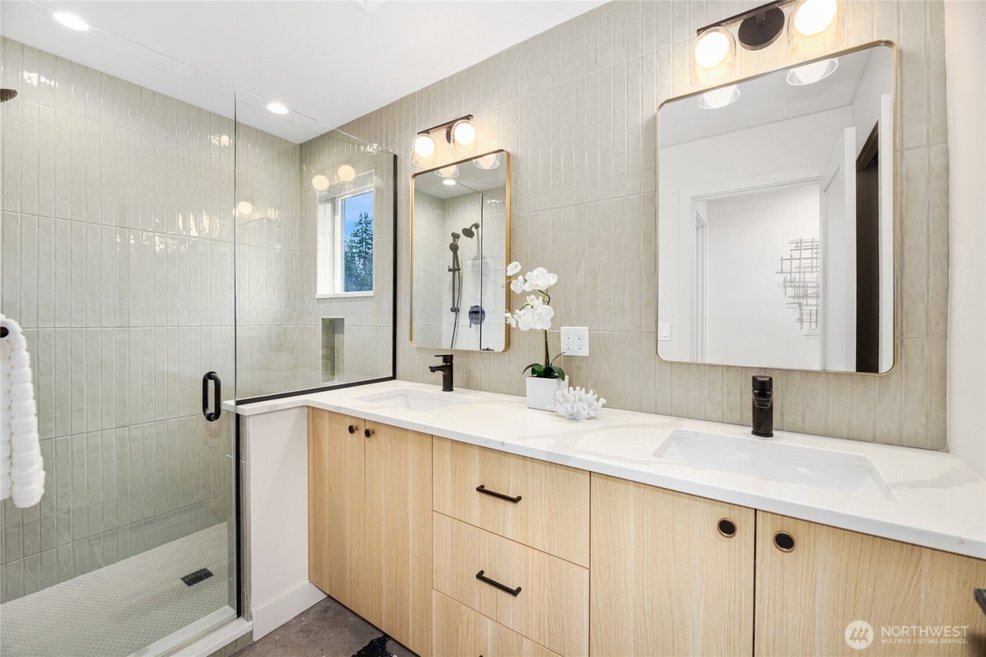 8106 126th Avenue NE, Kirkland, WA 98033