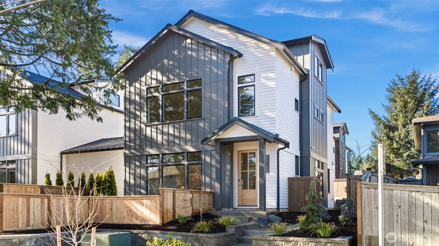 9317 132nd Avenue NE, Kirkland, WA 98033