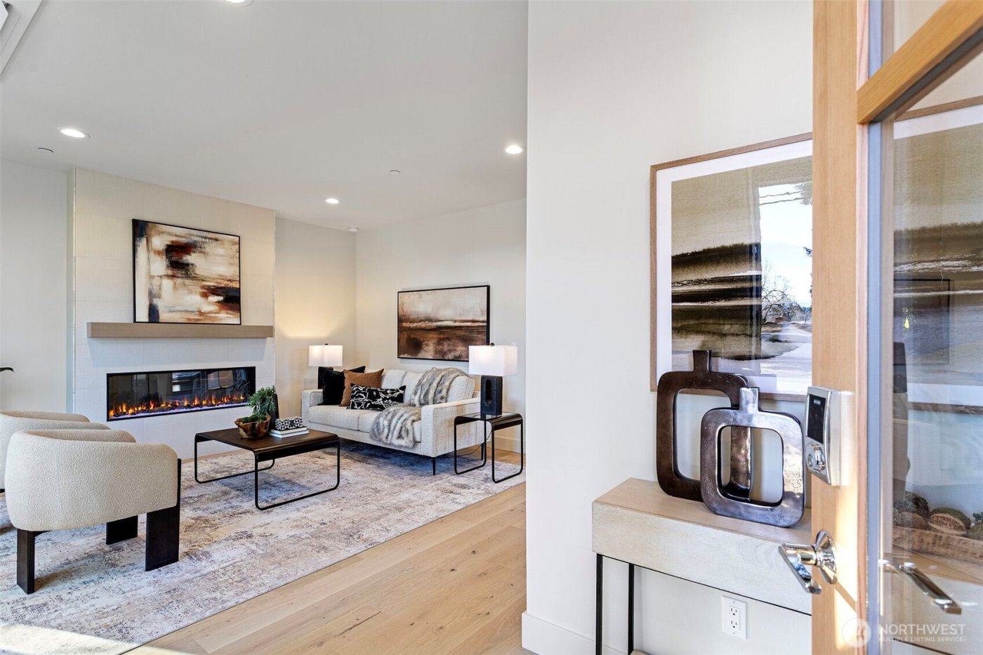 9317 132nd Avenue NE, Kirkland, WA 98033