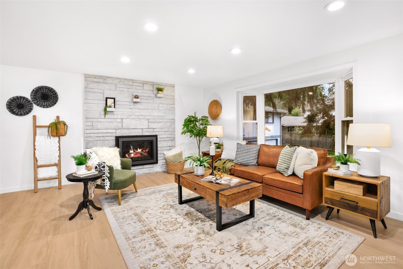 1641 N 185th Street , Shoreline, WA 98133