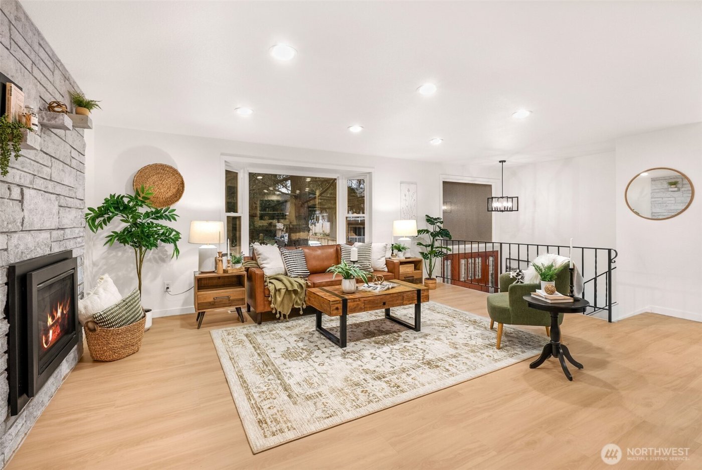 1641 N 185th Street , Shoreline, WA 98133