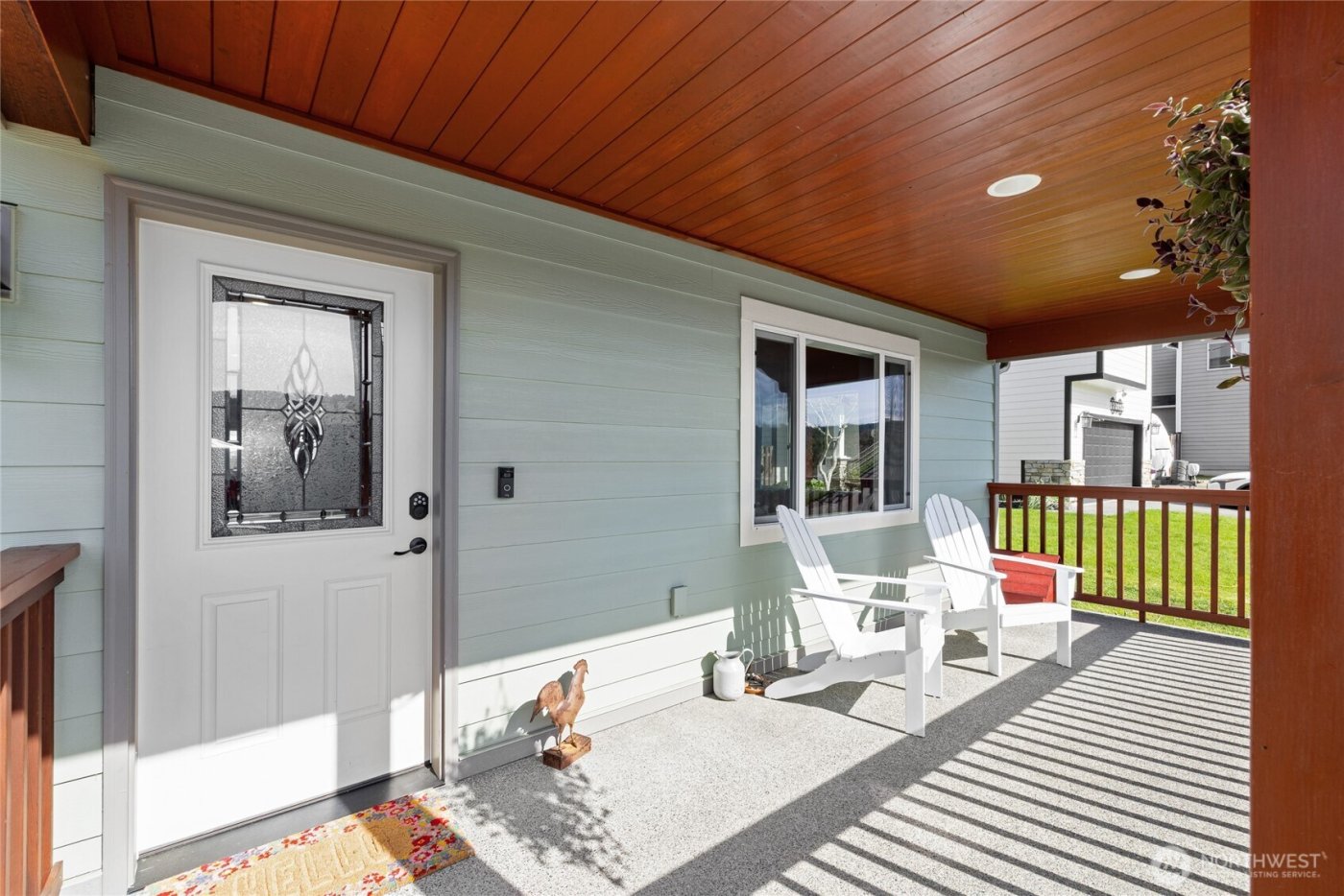 652 Joy Street , Eatonville, WA 98328