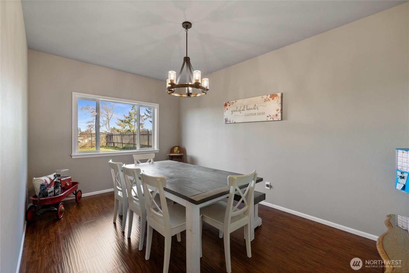 652 Joy Street , Eatonville, WA 98328