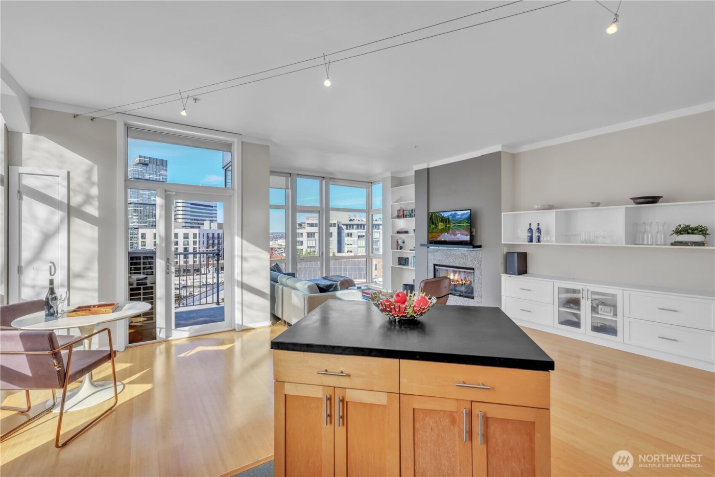 303 E Pike Street #603, Seattle, WA 98122