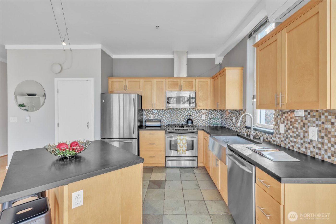 303 E Pike Street #603, Seattle, WA 98122