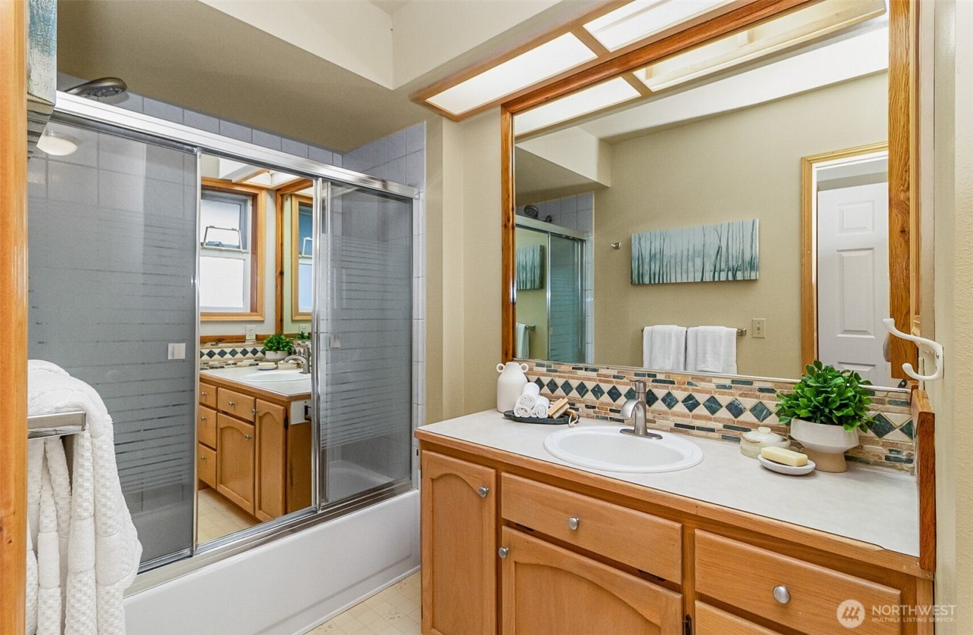 5479 Salish Road , Blaine, WA 98230