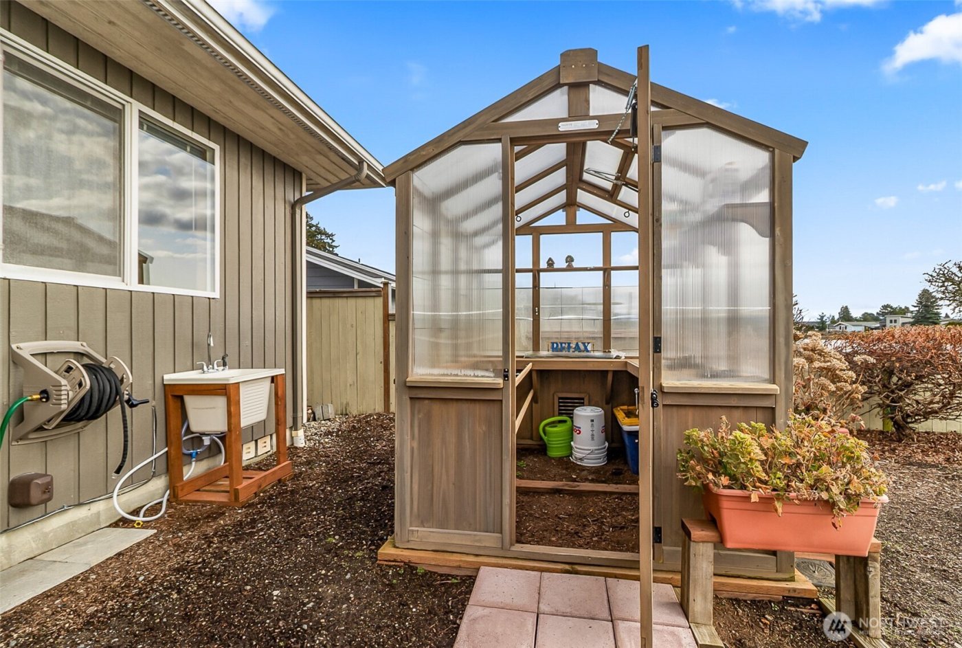 5479 Salish Road , Blaine, WA 98230