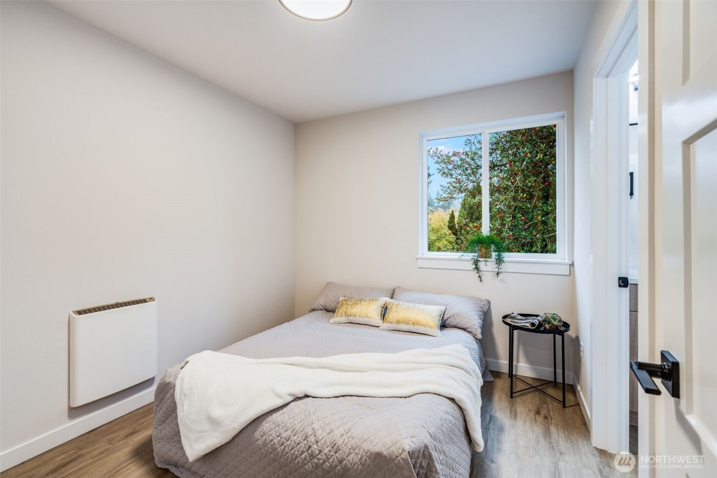 12531 25th Avenue NE #C, Seattle, WA 98125