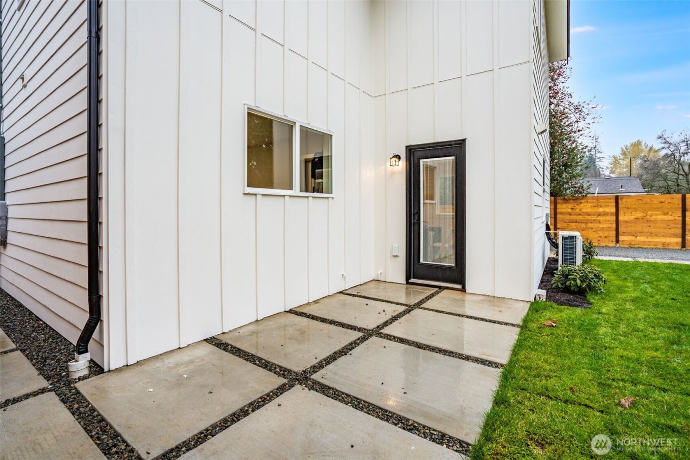 12531 25th Avenue NE #C, Seattle, WA 98125