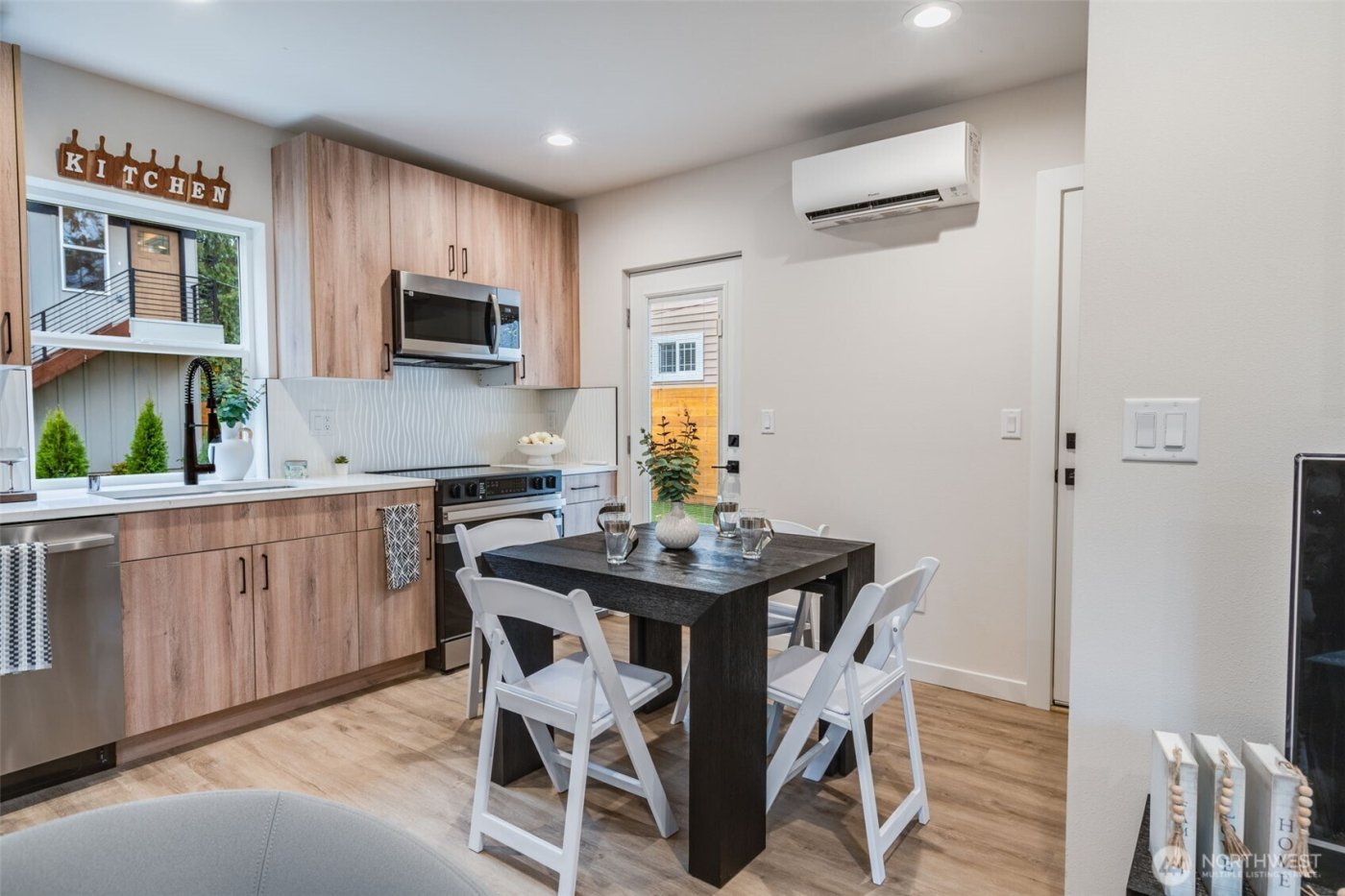 12531 25th Avenue NE #C, Seattle, WA 98125