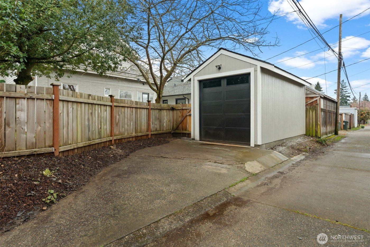 3009 N 22nd Street , Tacoma, WA 98406-6605