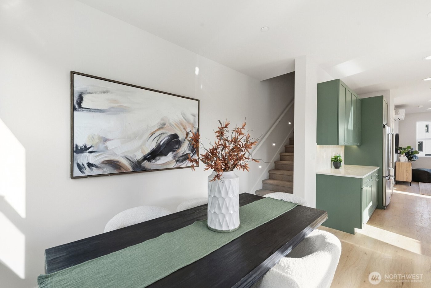 714 Newport Way NW, Issaquah, WA 98027