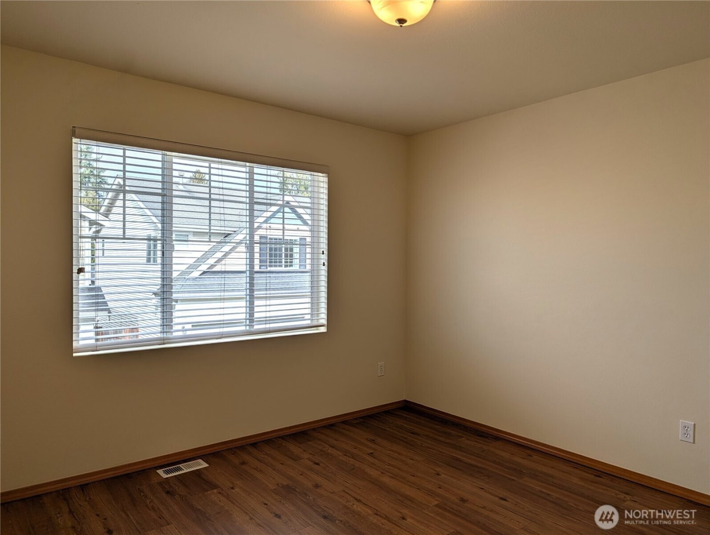 19311 24th Avenue W #G, Lynnwood, WA 98036