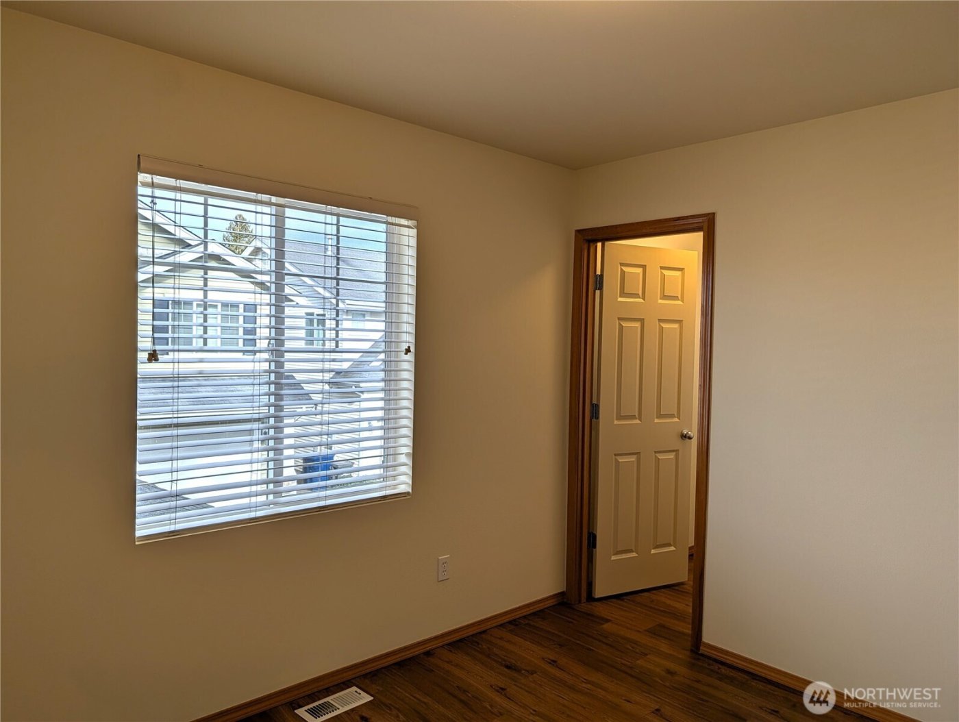 19311 24th Avenue W #G, Lynnwood, WA 98036