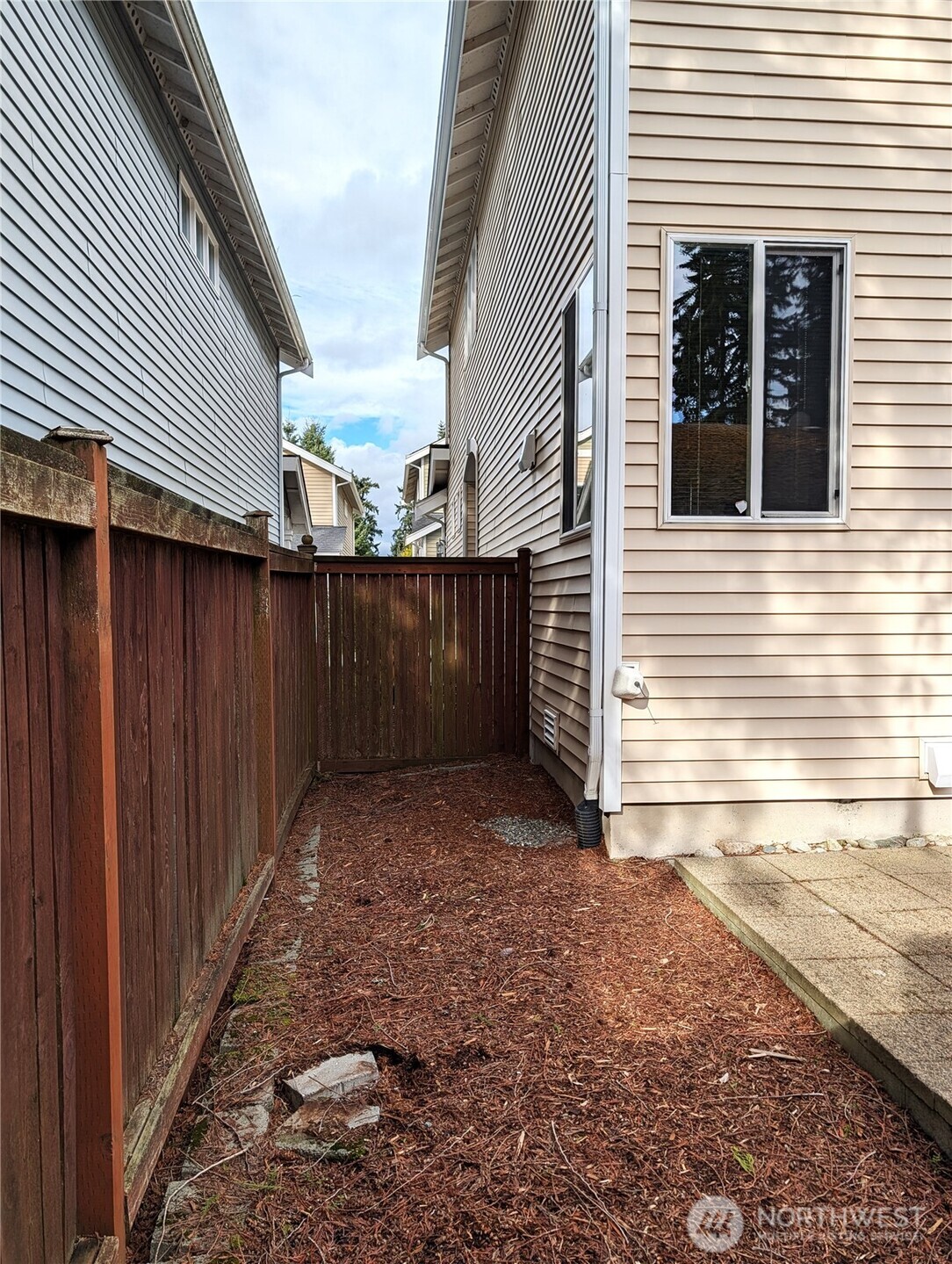 19311 24th Avenue W #G, Lynnwood, WA 98036