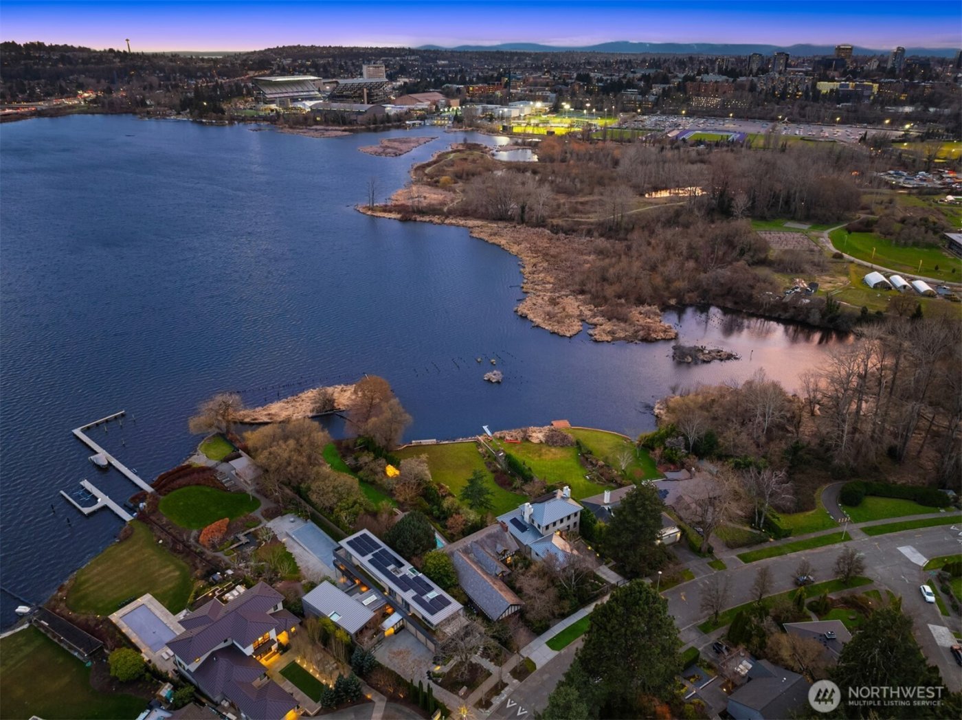 3925 NE Surber Drive , Seattle, WA 98105