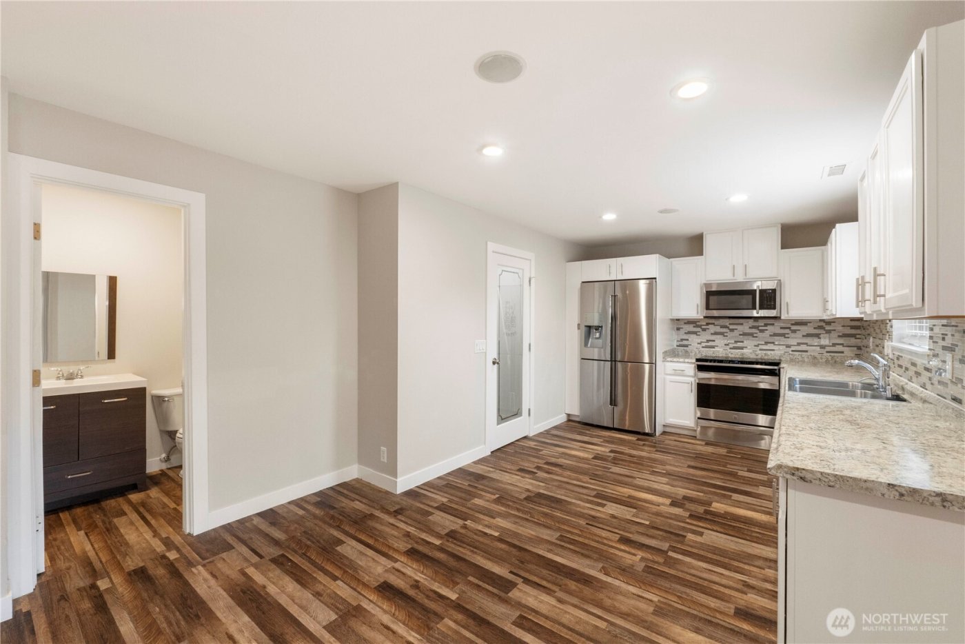 8213 209th Avenue Ct E, Bonney Lake, WA 98391