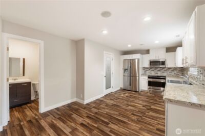 8213 209th Avenue Ct E, Bonney Lake, WA 98391 - Photo 11