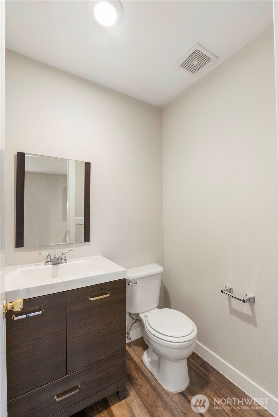 8213 209th Avenue Ct E, Bonney Lake, WA 98391