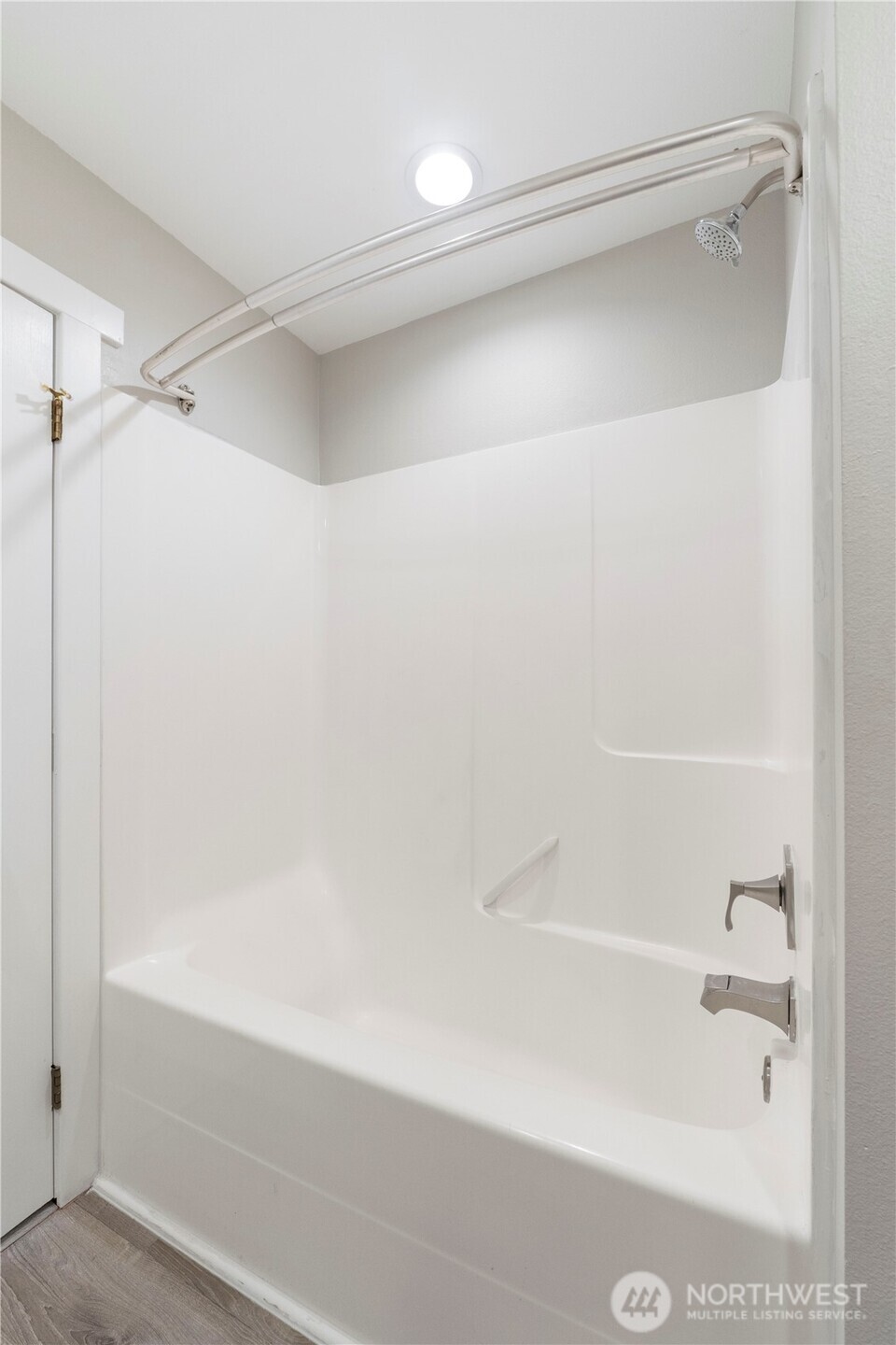 8213 209th Avenue Ct E, Bonney Lake, WA 98391