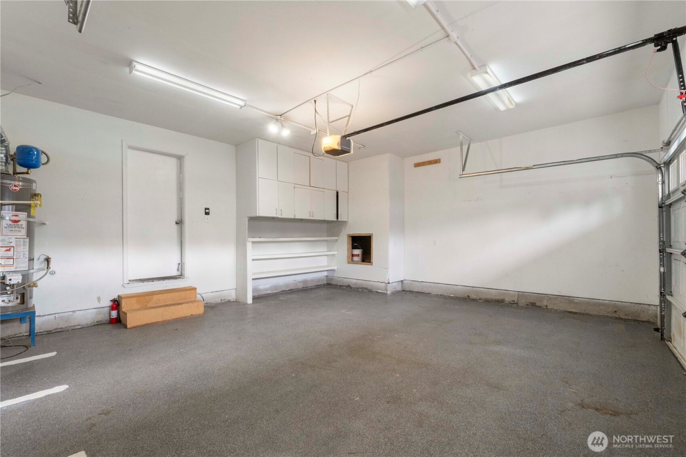 8213 209th Avenue Ct E, Bonney Lake, WA 98391