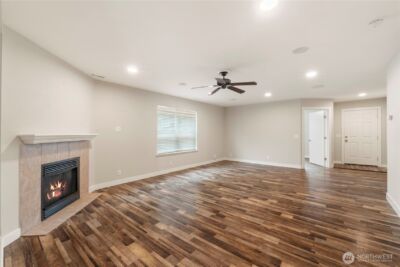 8213 209th Avenue Ct E, Bonney Lake, WA 98391 - Photo 6