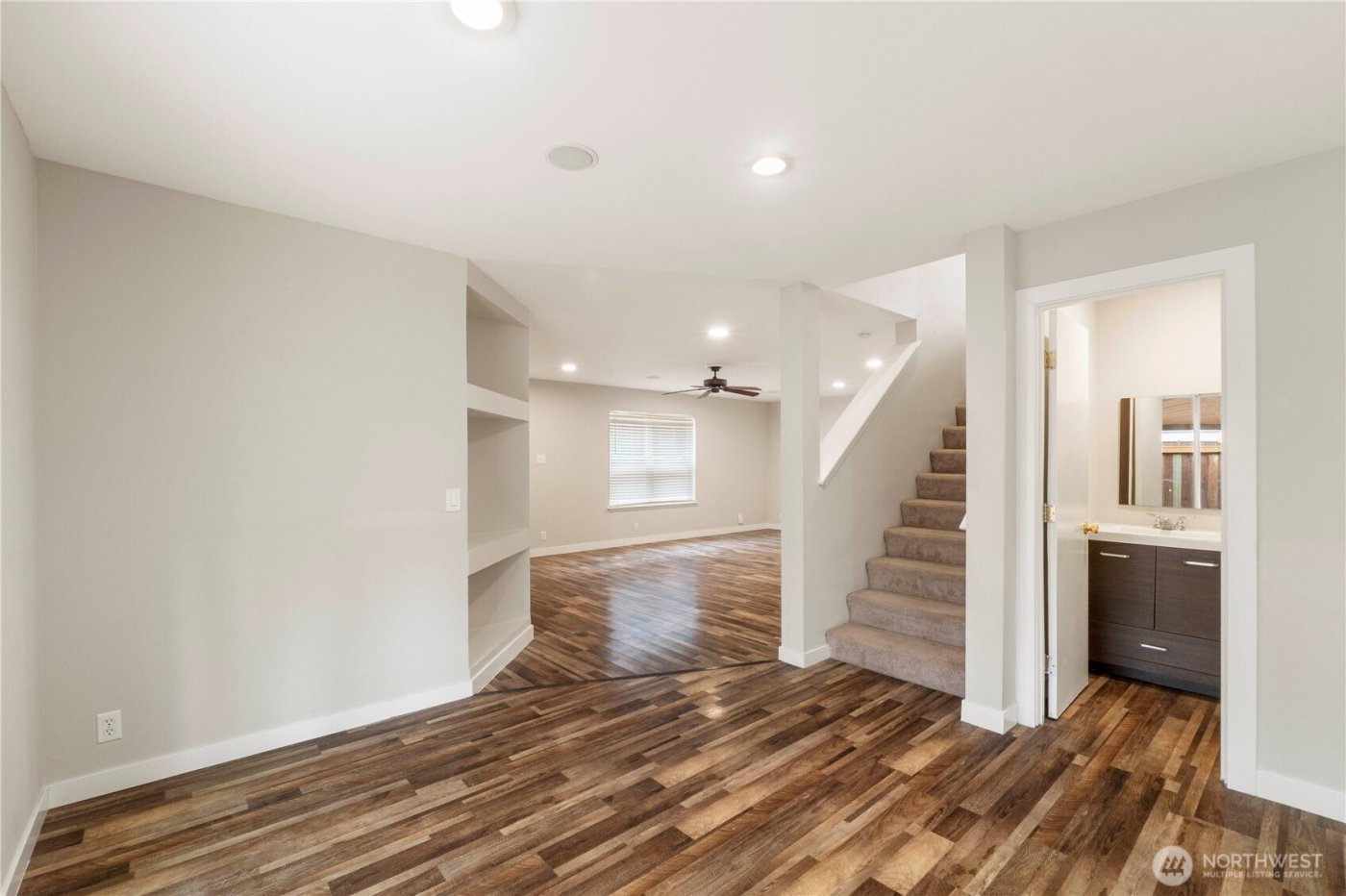 8213 209th Avenue Ct E, Bonney Lake, WA 98391