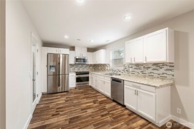 8213 209th Avenue Ct E, Bonney Lake, WA 98391 - Photo 10