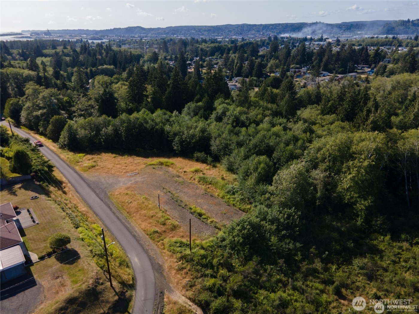 5 Lomax Street , Aberdeen, WA 98520