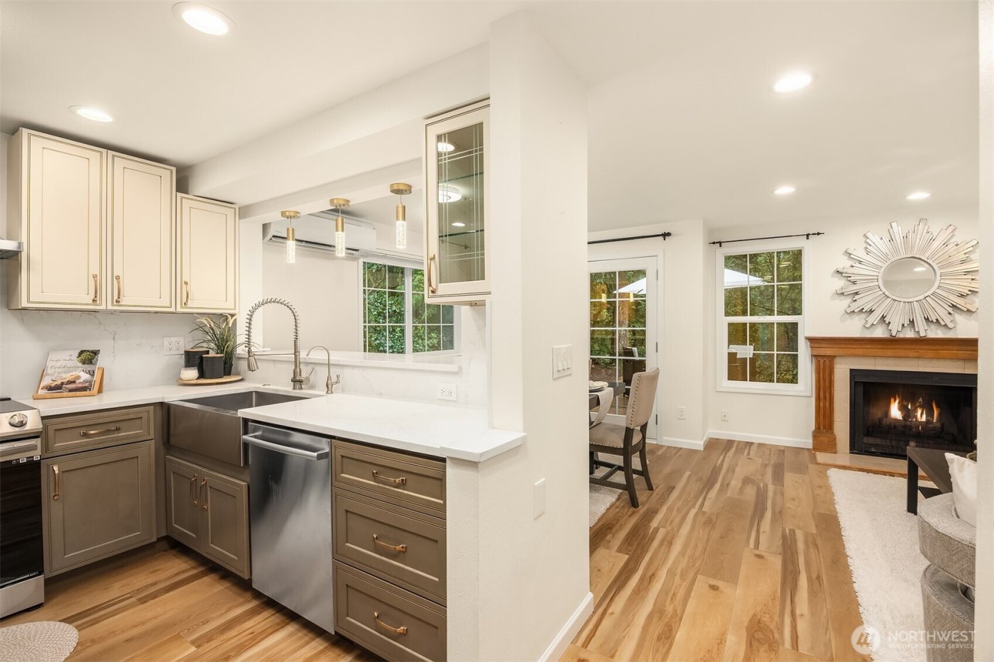 13812 NE 87th Street , Redmond, WA 98052