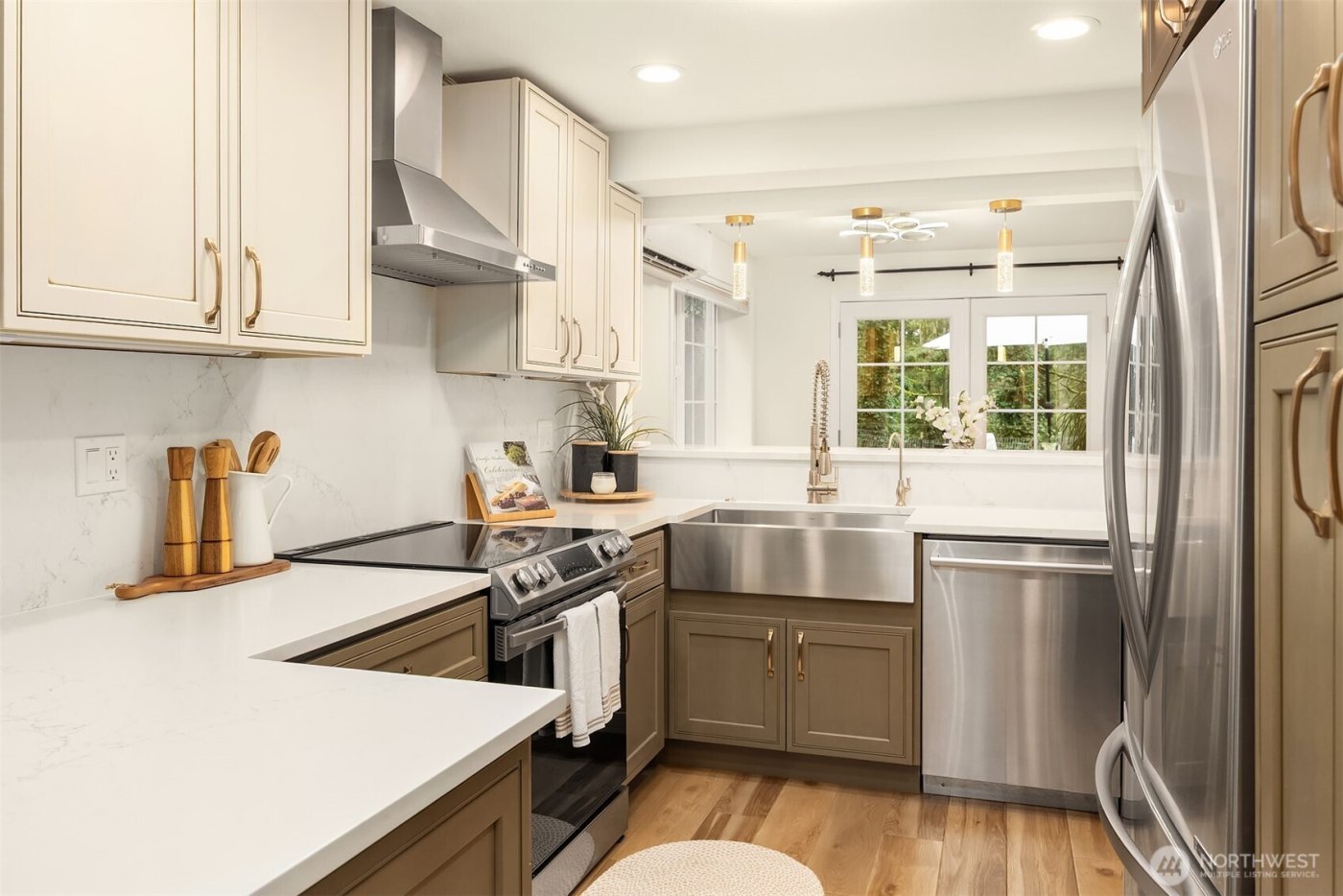 13812 NE 87th Street , Redmond, WA 98052