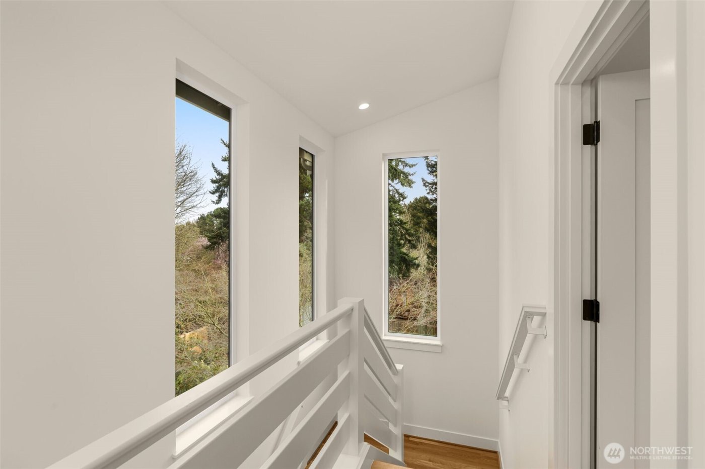 2844 35th Avenue W #B, Seattle, WA 98199