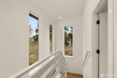 2844 35th Avenue W #B, Seattle, WA 98199 - Photo 17