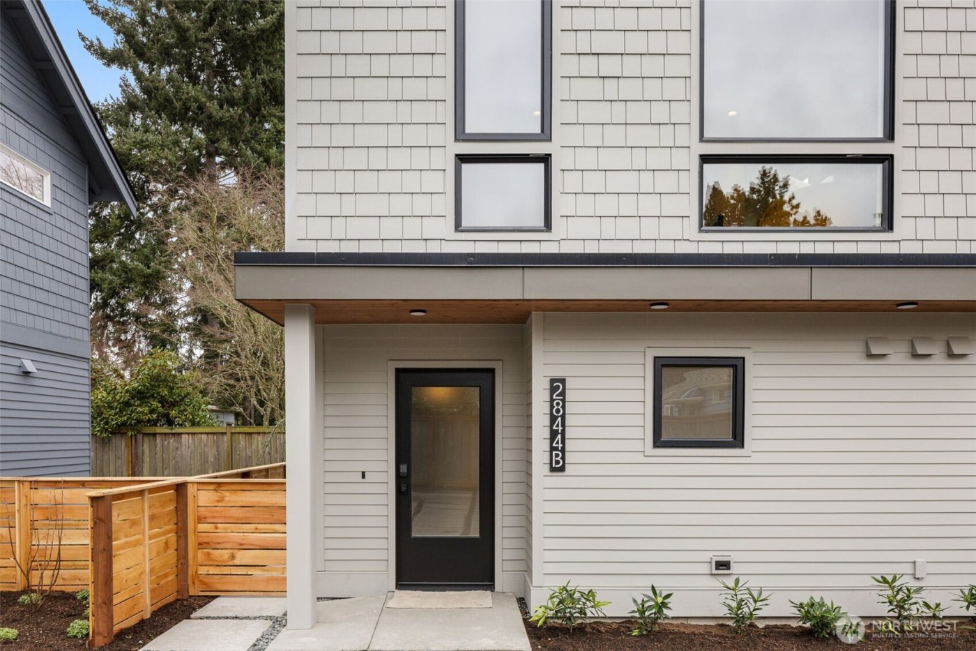 2844 35th Avenue W #B, Seattle, WA 98199