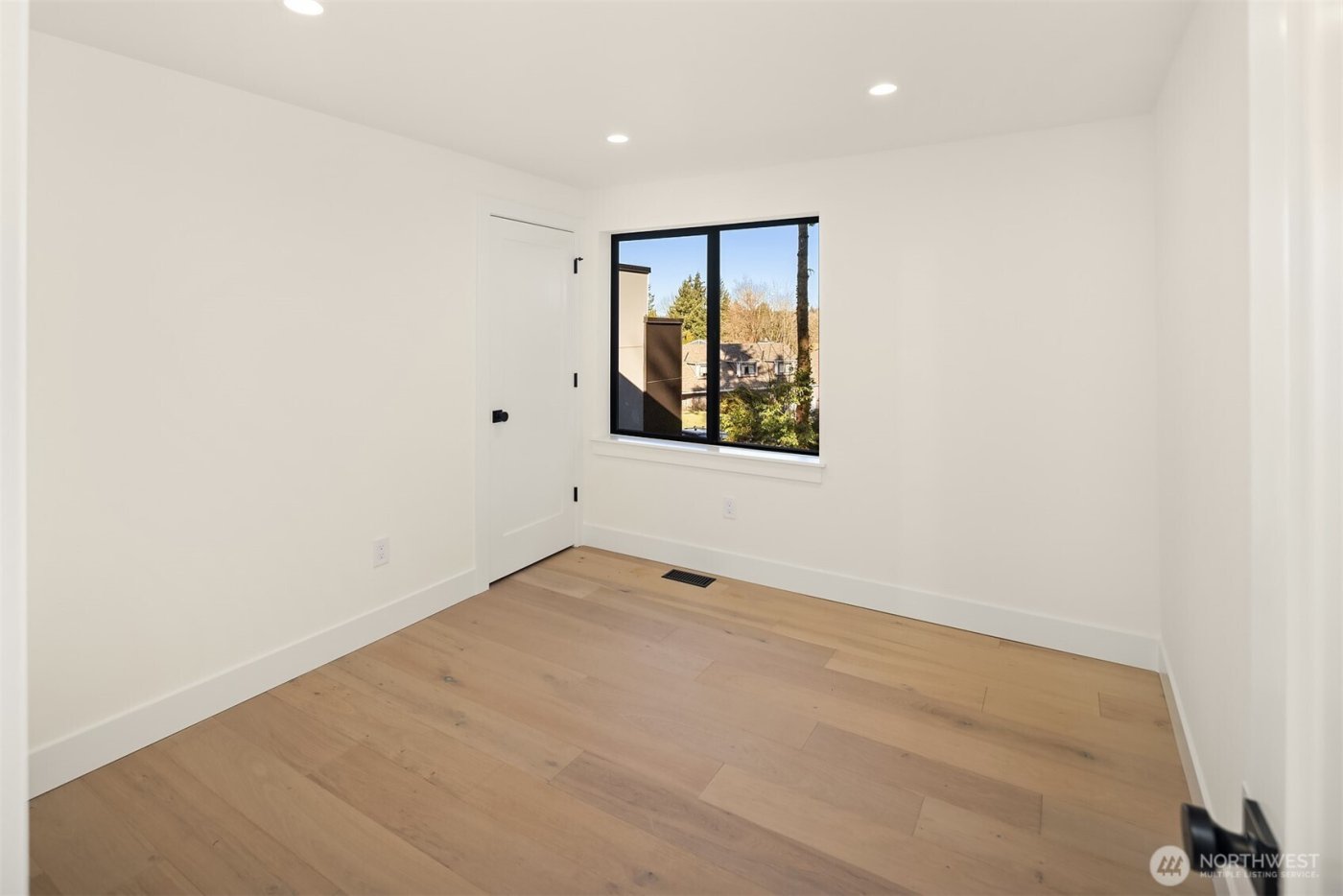 2109 129th Avenue SE, Bellevue, WA 98005