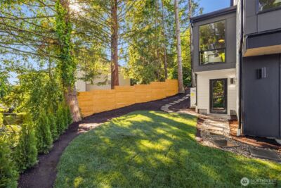 2109 129th Avenue SE, Bellevue, WA 98005 - Photo 4