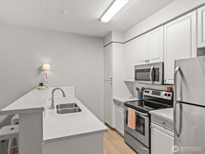 15150 140th Way SE #P204, Renton, WA 98058-5812 - Photo 7