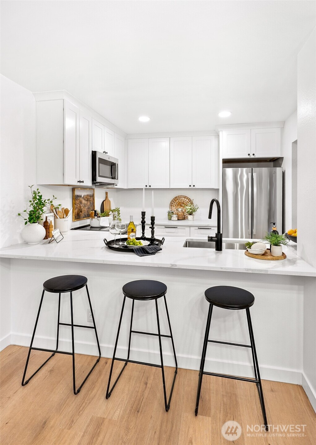 12003 100th Avenue NE #202, Kirkland, WA 98034