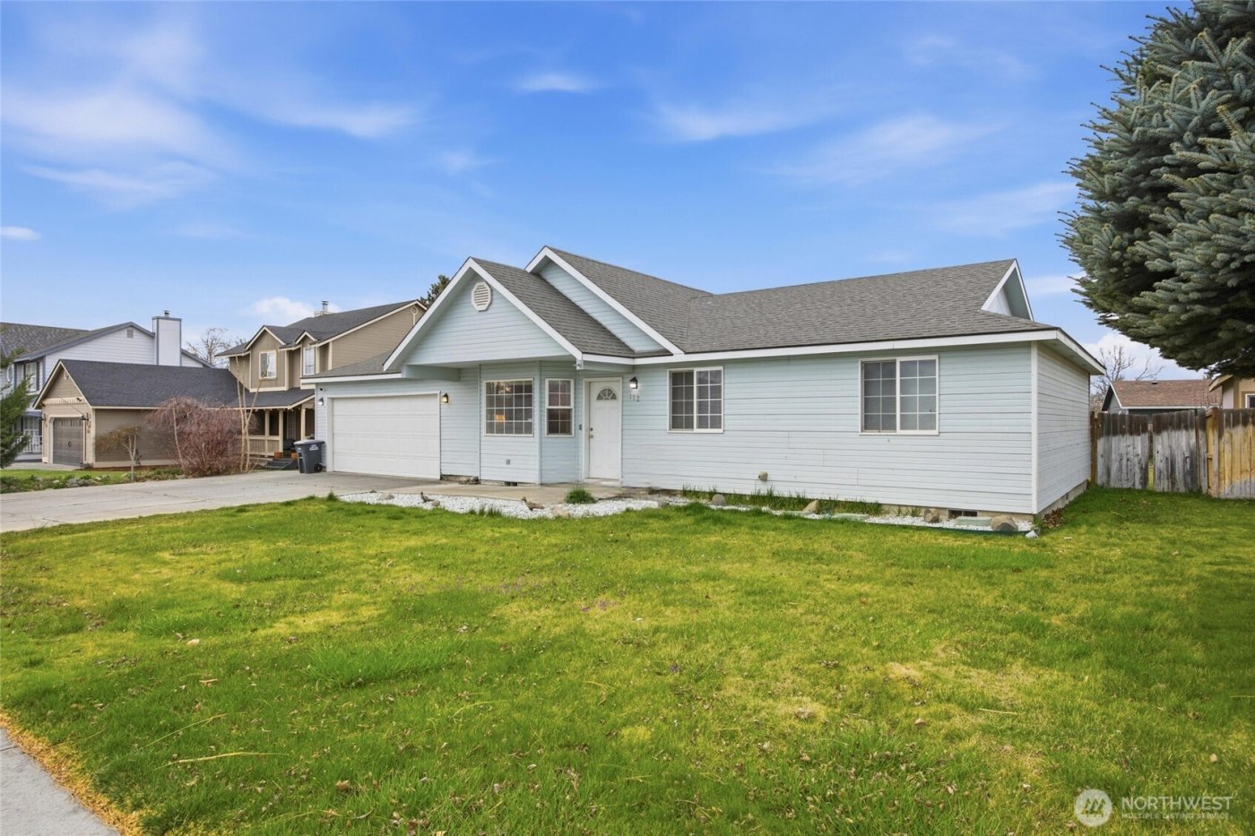 112 W Belmont Avenue , Moses Lake, WA 98837