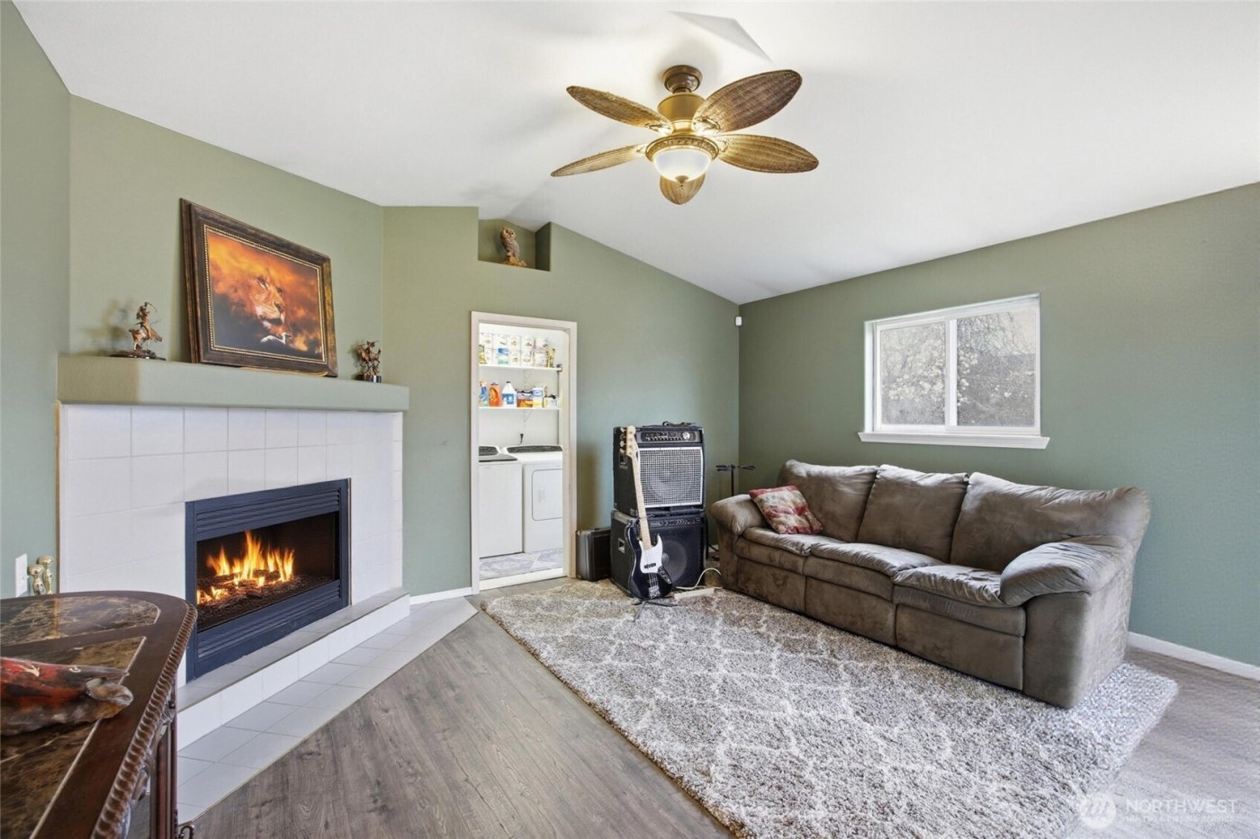 112 W Belmont Avenue , Moses Lake, WA 98837