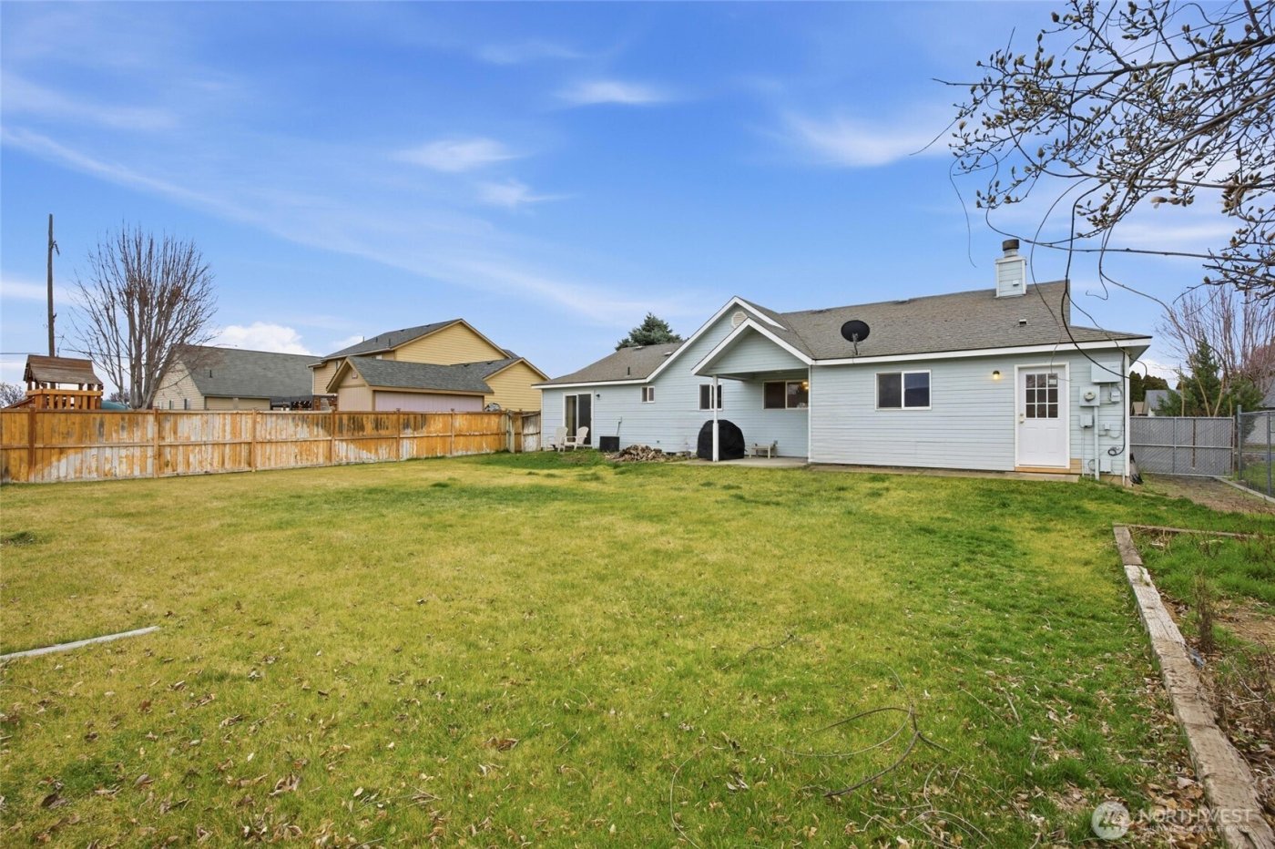 112 W Belmont Avenue , Moses Lake, WA 98837