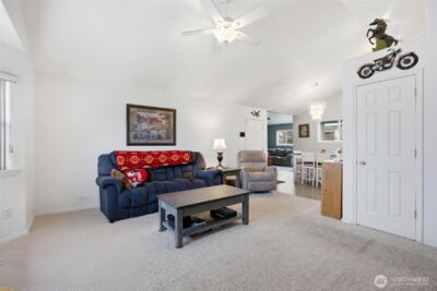 112 W Belmont Avenue , Moses Lake, WA 98837 - Photo 6