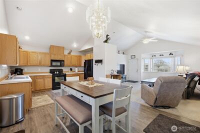 112 W Belmont Avenue , Moses Lake, WA 98837 - Photo 9