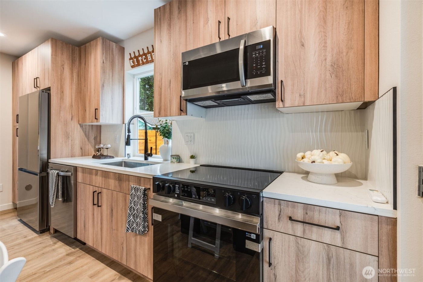 12531 25th Avenue NE #C, Seattle, WA 98125